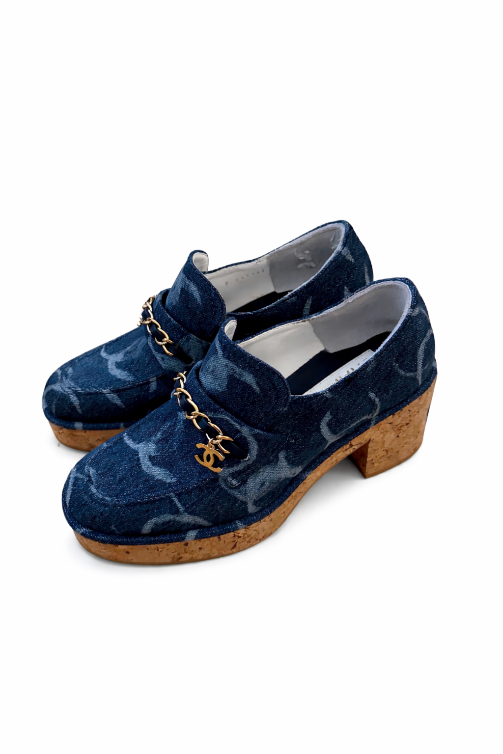 Chanel Interlocking CC Logo Pumps